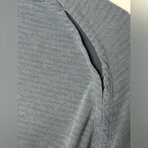 Lululemon Slitstream Long Sleeve Crew - Picture 4 of 5